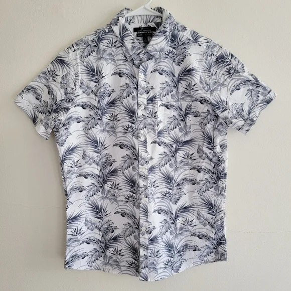 Marc Anthony Luxury Slim Fit Button Down Medium Short Sleeve Shirt Floral Print - Picture 1 of 6